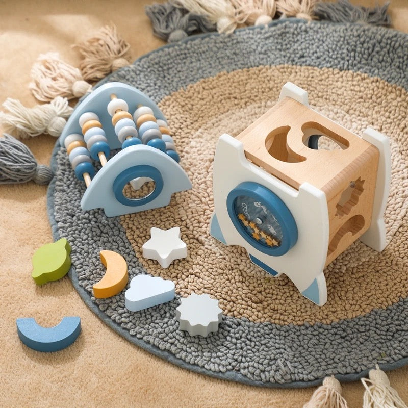 shape sorter toy